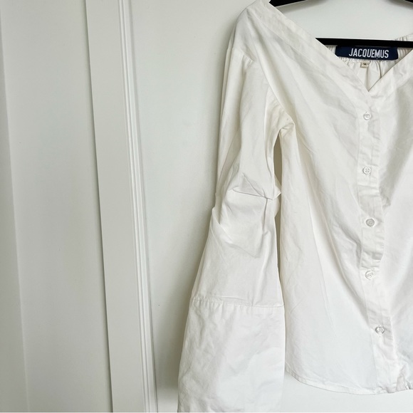 Jacquemus off-shoulder Cotton White Shirt with Bell Sleeves sweetheart neckline - Picture 5 of 6